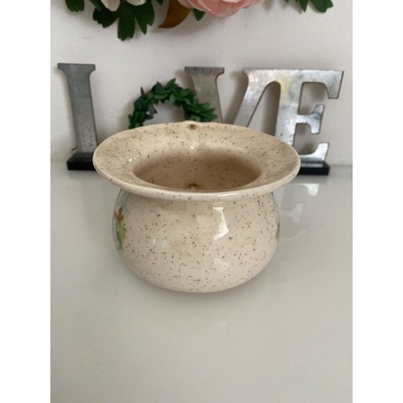 Vintage Stoneware Handled Child' s Camber‎ Pot with Geese Motif - Picture 8 of 16